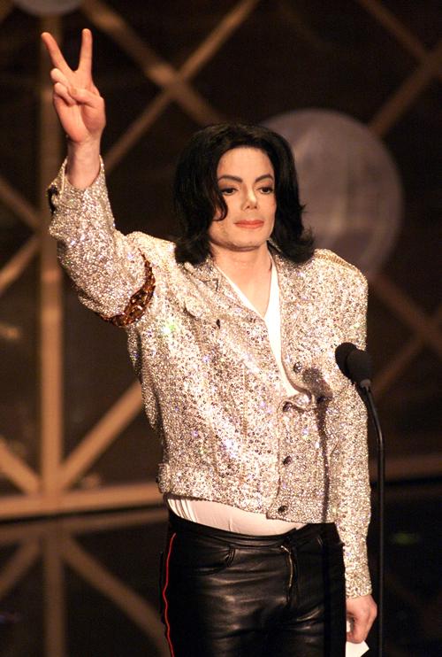 2009__07__michael_jackson_roundup_19_.jpg