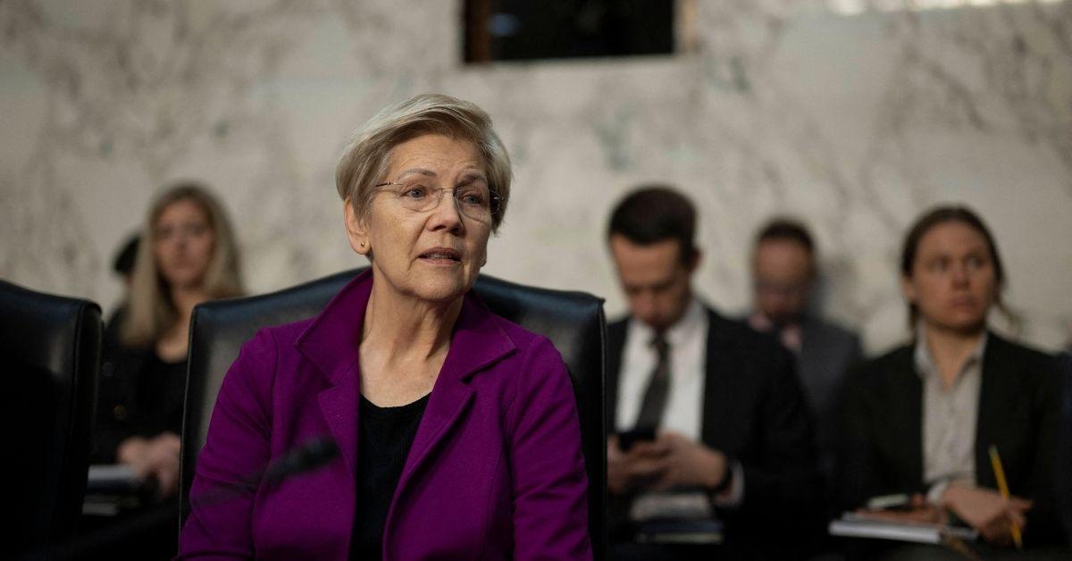 Photo of Elizabeth Warren