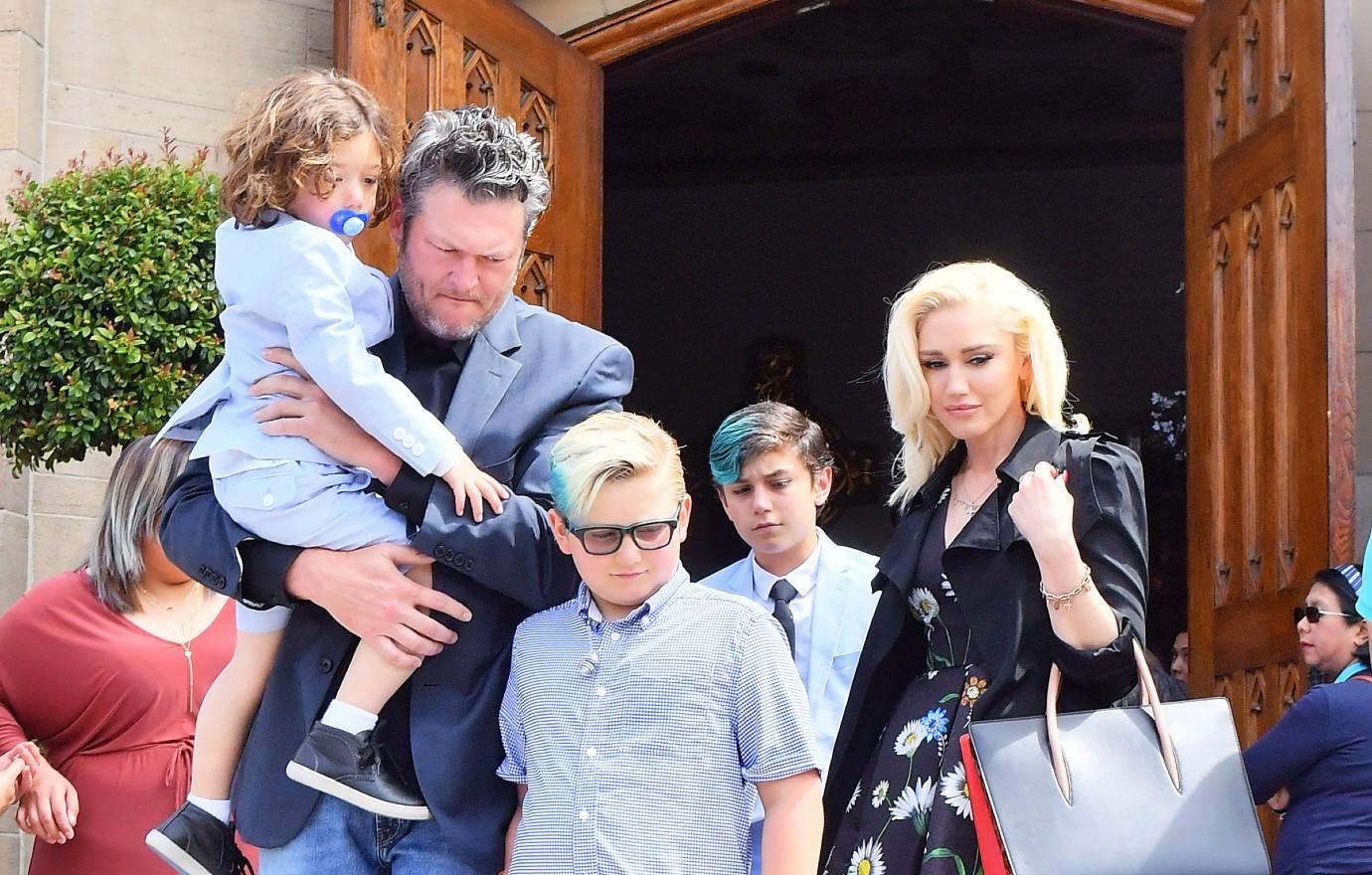 blake shelton gwen stefani kids