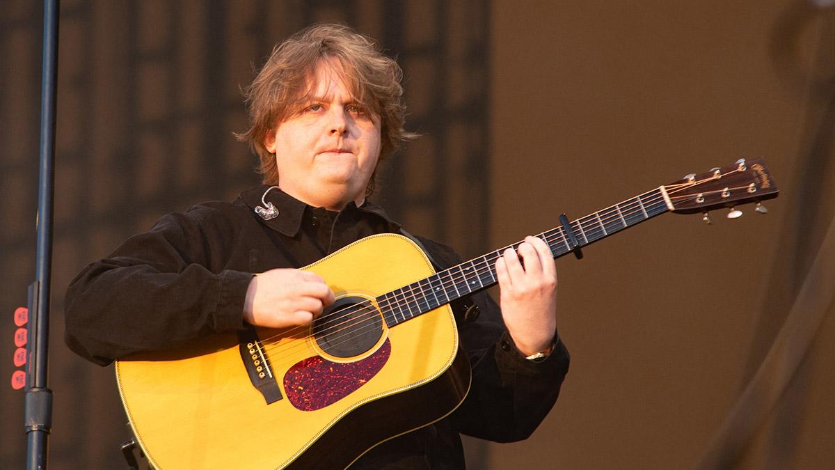 Lewis Capaldi 