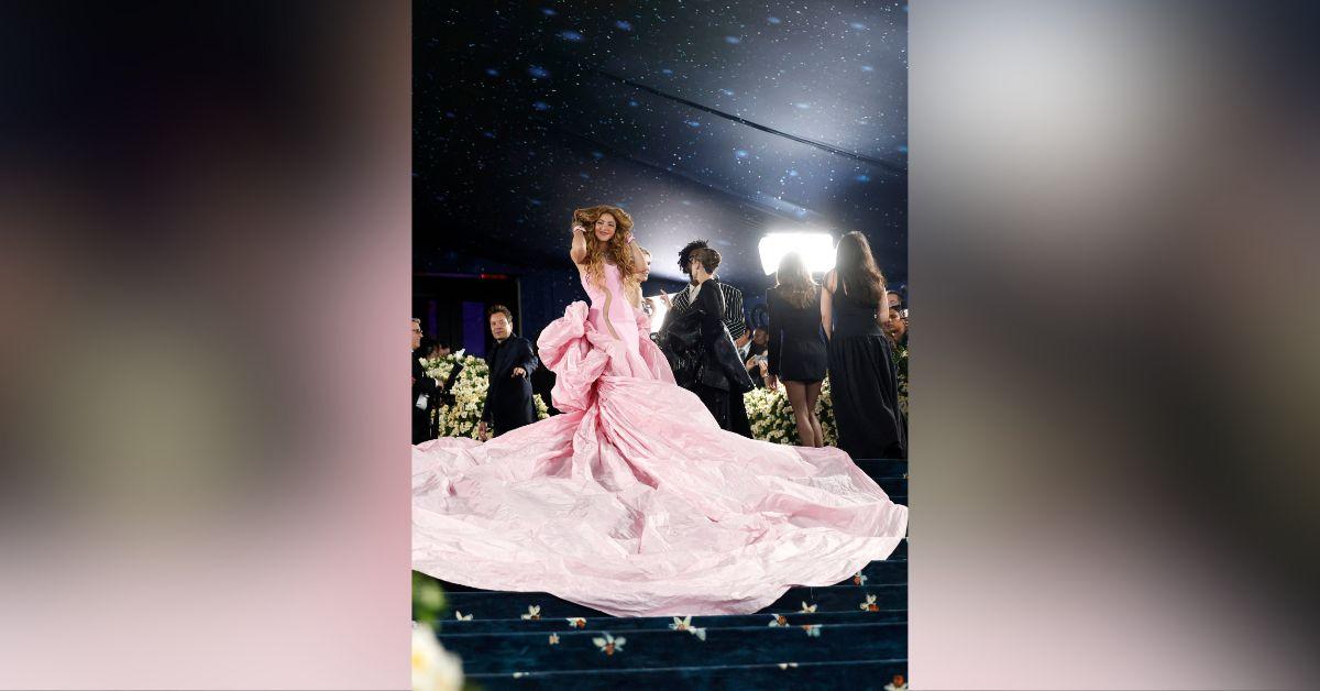 shakira dress causes social media stir