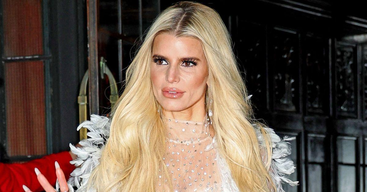 jessica simpson swimsuit modeling after eric johnson split