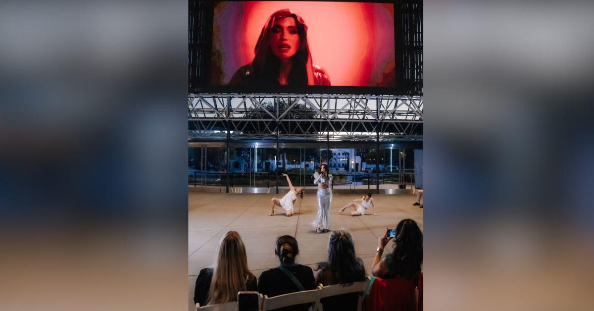 cara performs at la fashion week show