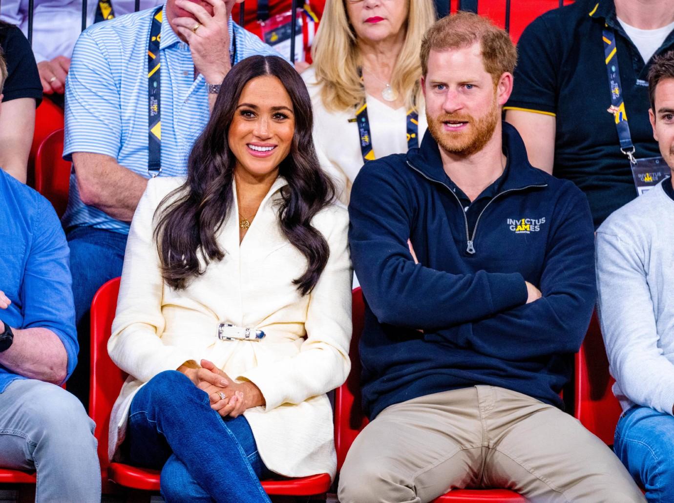 meghan markle not brave return coronation harry go alone