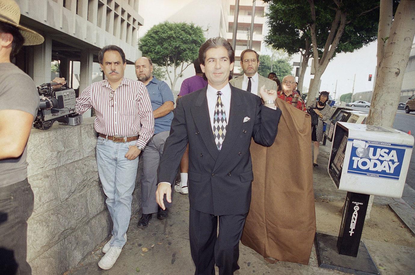 Robert Kardashian Walking To Court O.J. Simpson Caitlyn Jenner