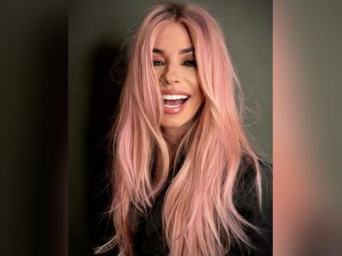 Did Shania Twain Get Plastic Surgery? Star Looks Unrecognizable: Photo