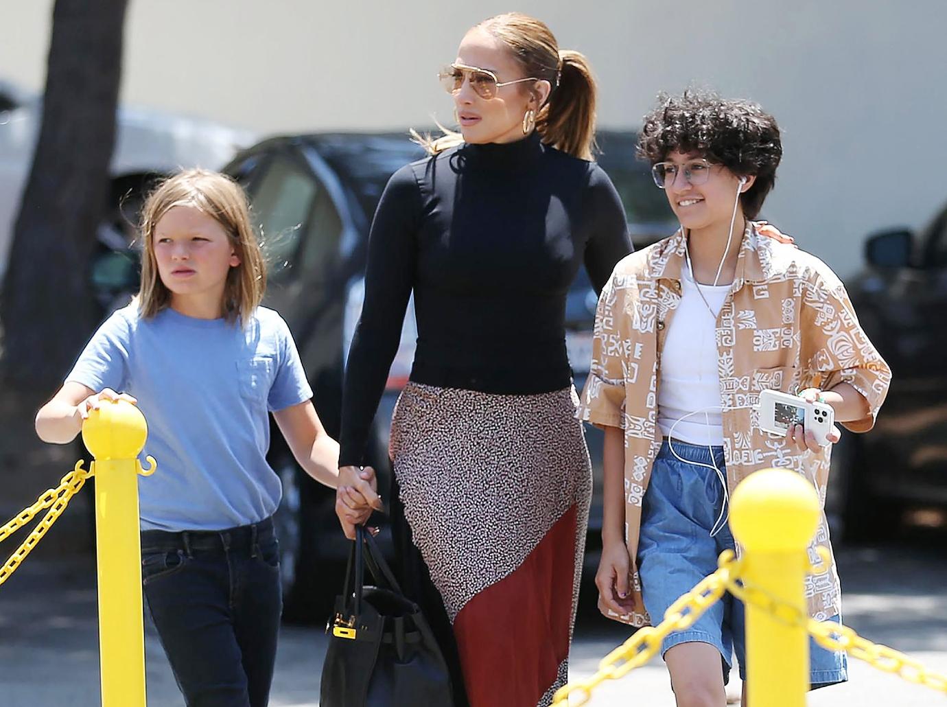 jennifer lopez fans feel sorry for children fourth divorce marriage