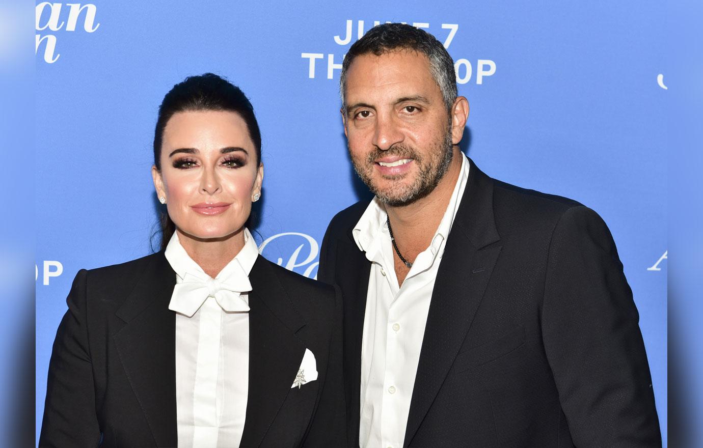 RHOBH's Kyle Richards looks unrecognizable as she poses with husband  Mauricio in sweet throwback from their twenties – The US Sun