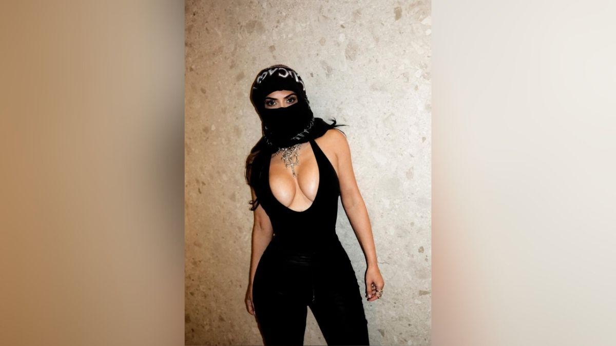 celebrities recently came close nip slip sydney sweeney charlize theron