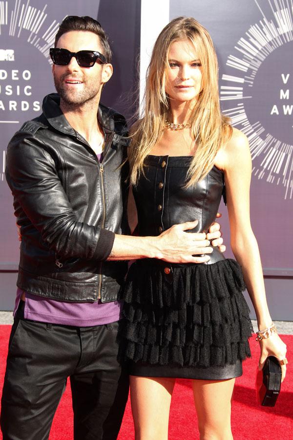 Behati Prinsloo and Adam Levine 07