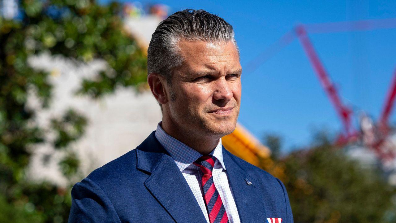 pic of Pete Hegseth.