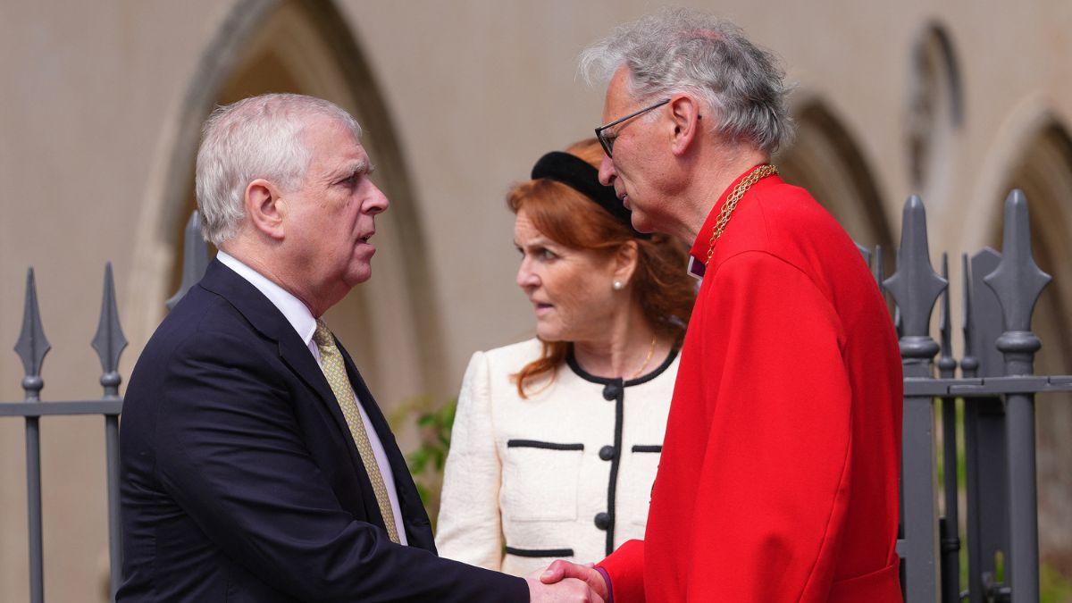 image of prince Andrew and Sarah ferguson