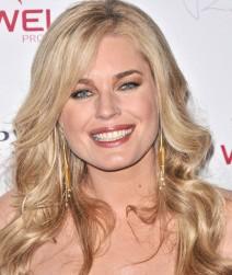 2011__05__rebecca_romijn 212×300.jpg