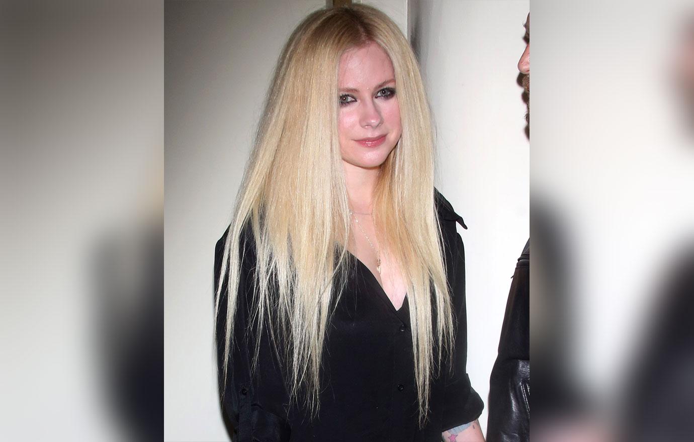 Avril close up