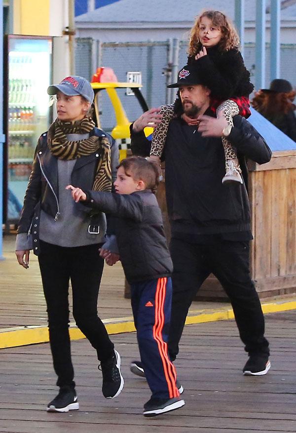 nicole richie joel madden sparrow harlow family fun day