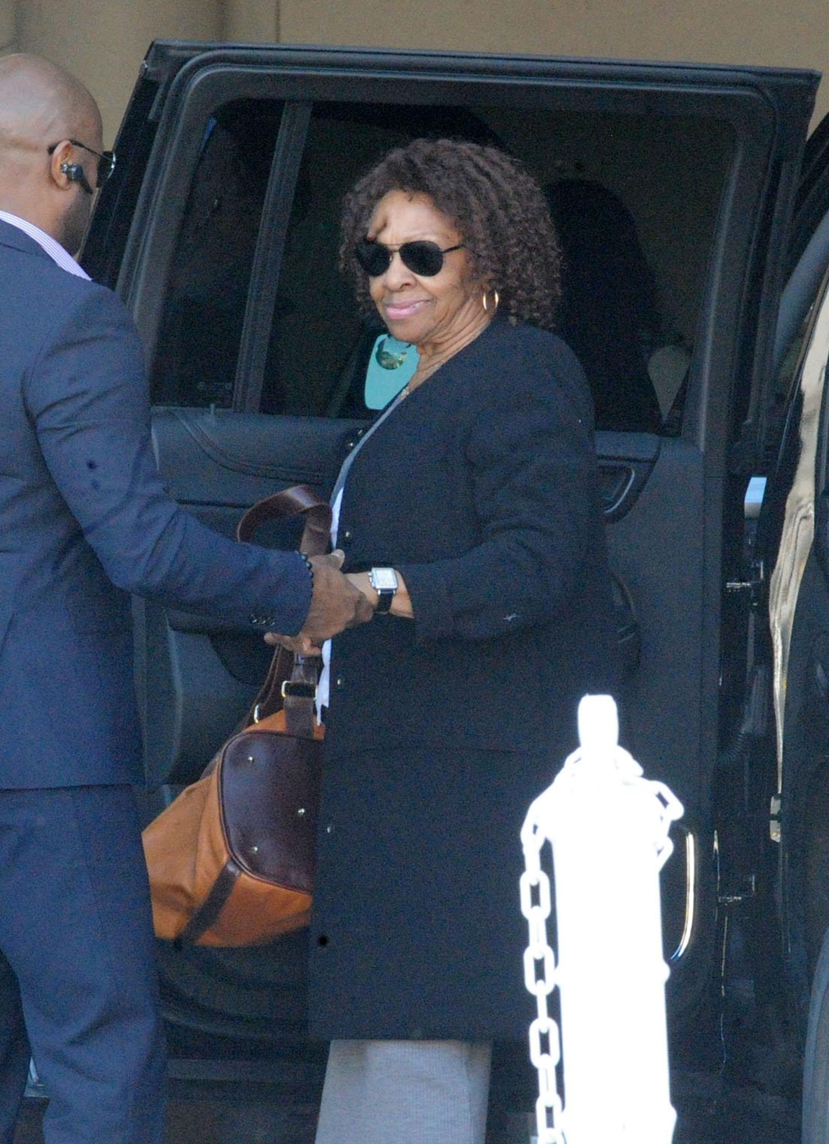 Cissy Houston arrives to the Hospital on Sunday to visit Bobbi Kristina in GA