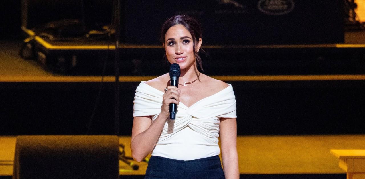 Meghan Markle Called A Hypocrite After Nsfw 90210 Scene Resurfaces