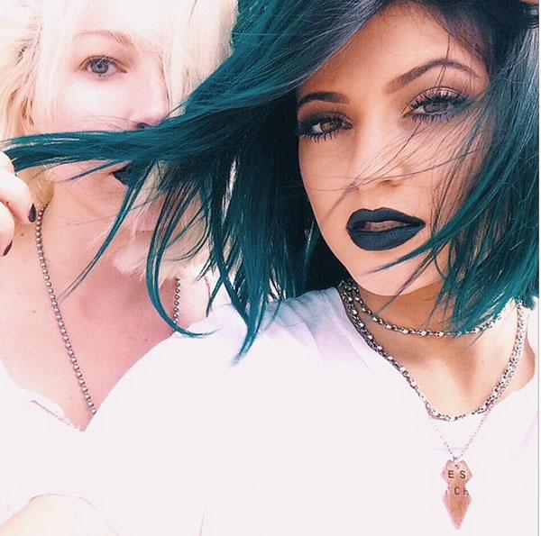 Kylie jenner blue hair