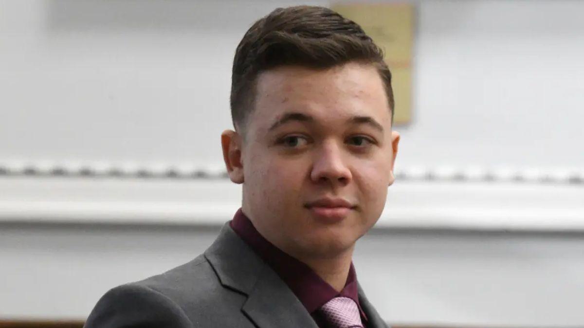 image of Kyle Rittenhouse claimed his statement had nothing to do with Alex Pretti's death.