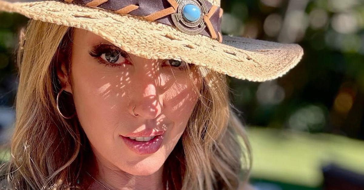 capri cavanni breaks the internet with sizzling bts bikini shoot