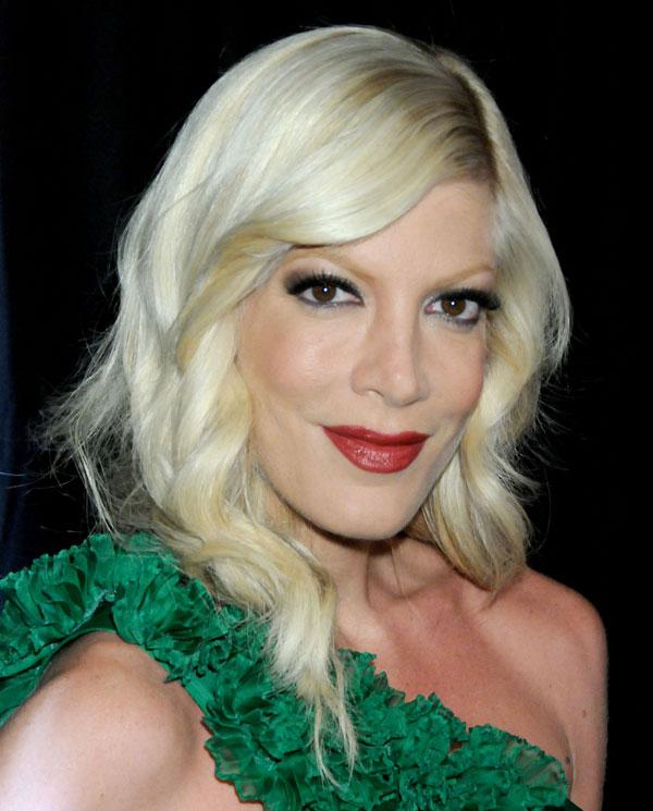 Tori Spelling01