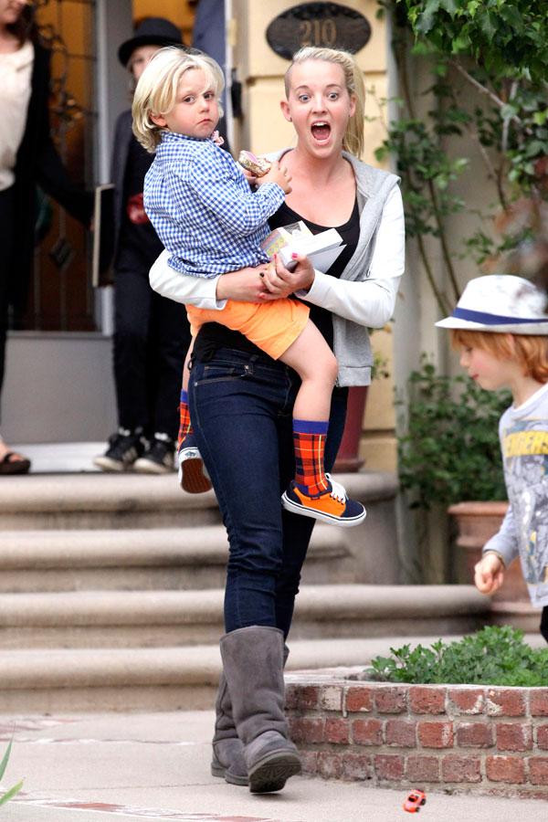 Gwen stefani gavin rossdale nanny cheating 04