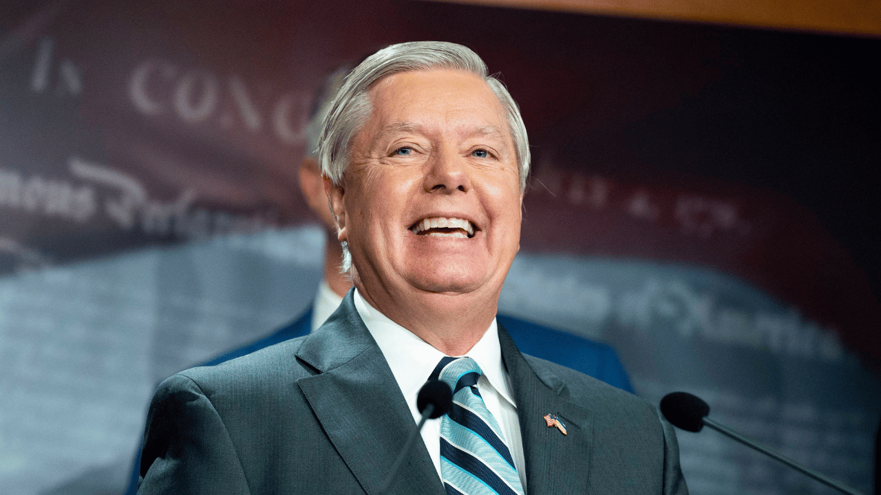 photo of Lindsey Graham died from a ruptured aorta on July 11.