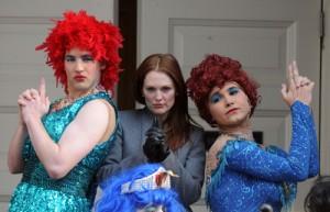 2011__01__julianne_moore_jan27_39 300×193.jpg