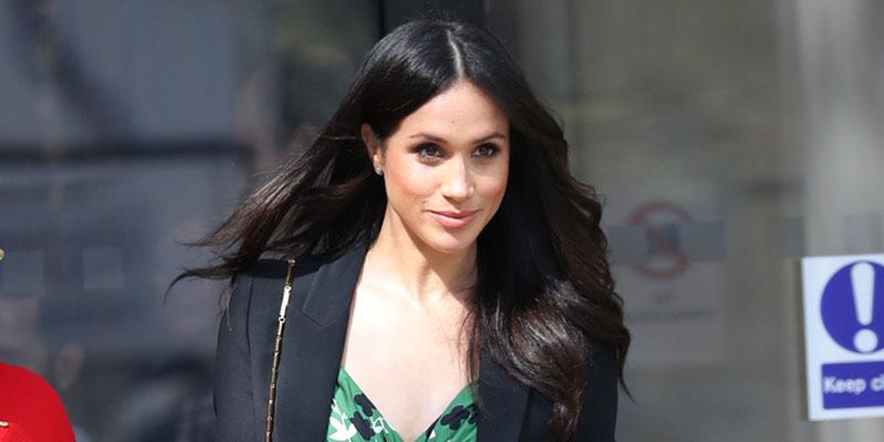 insider claims meghan markle dad asked for money pp