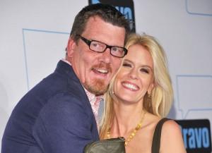 2011__04__Simon_Van_Kempen_Alex_McCord_April21newsne 300&#215;217.jpg