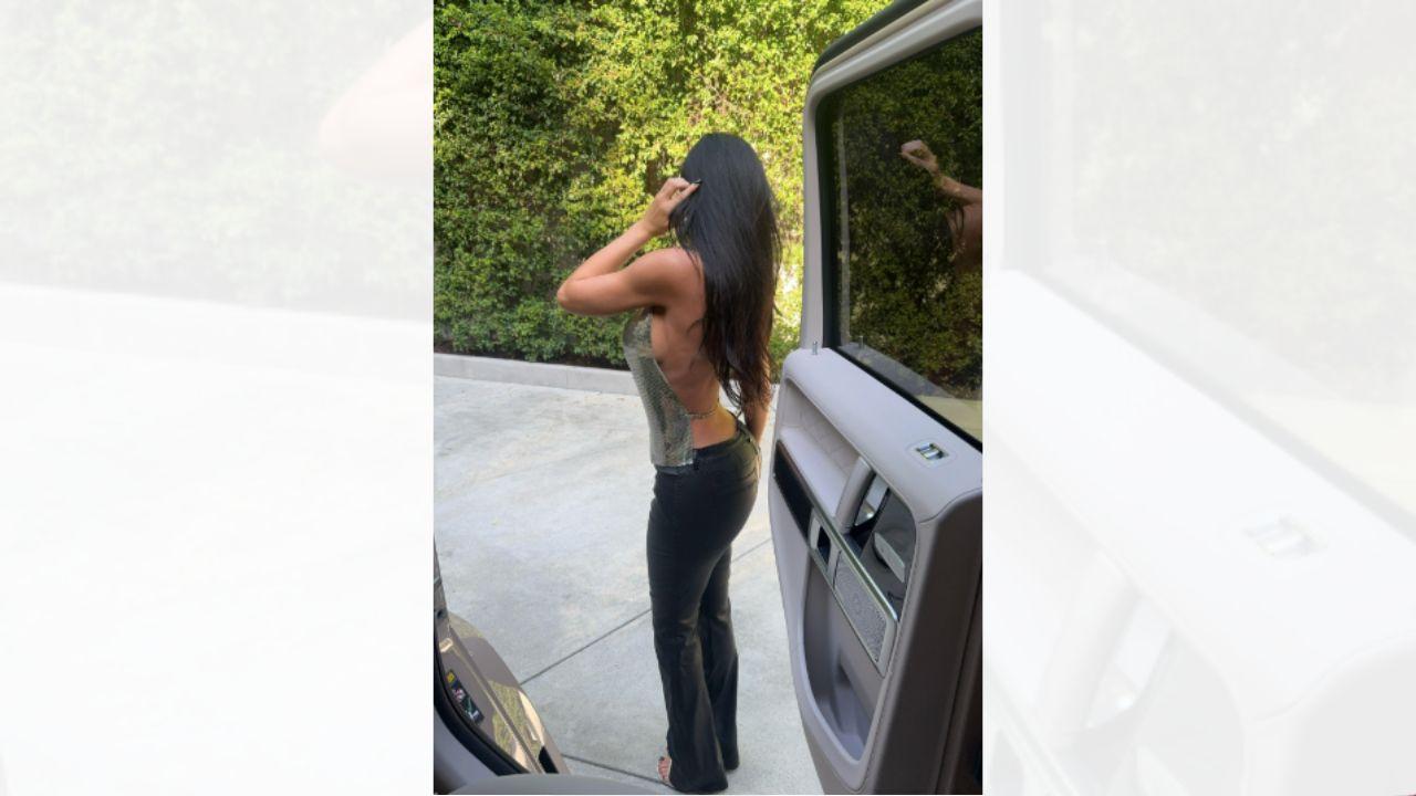 Image of Kylie Jenner revealed she wants bigger chest implants. 