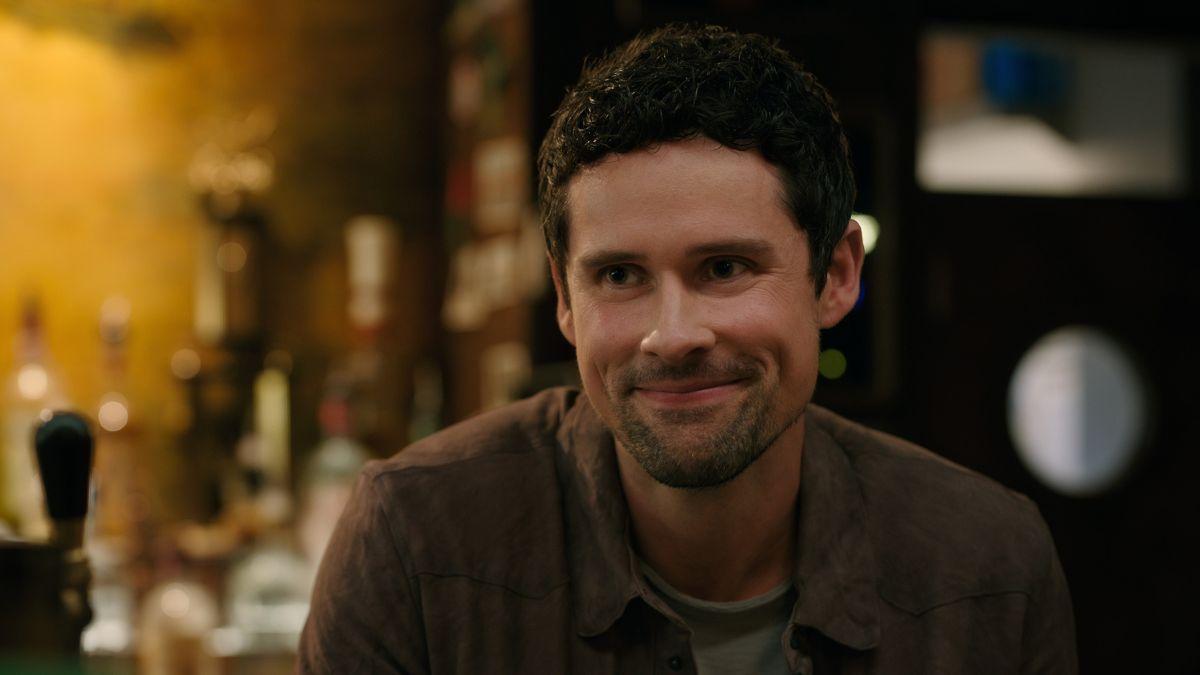 virgin river season  cast find out whos back whos not netflix