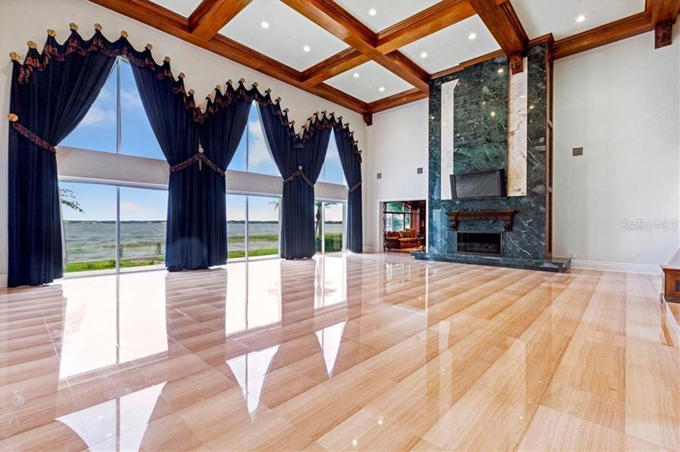 shaquille oneal lists florida home celeb real estate