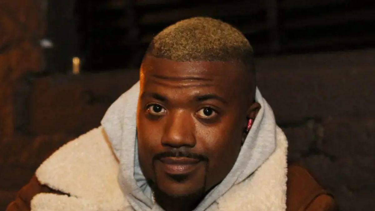 ray j health issues black heart severe pneumonia