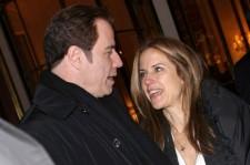 2010__02__john_travolta_feb10d 225&#215;149.jpg