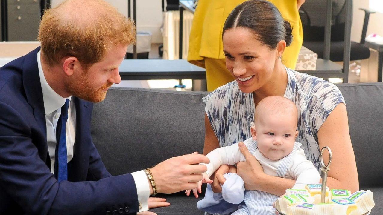 image of meghan and harry