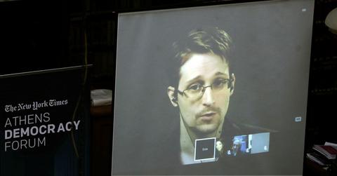 Edward Snowden Announces He Is Seeking Russian Citizenship Ahead Of Son's Birth