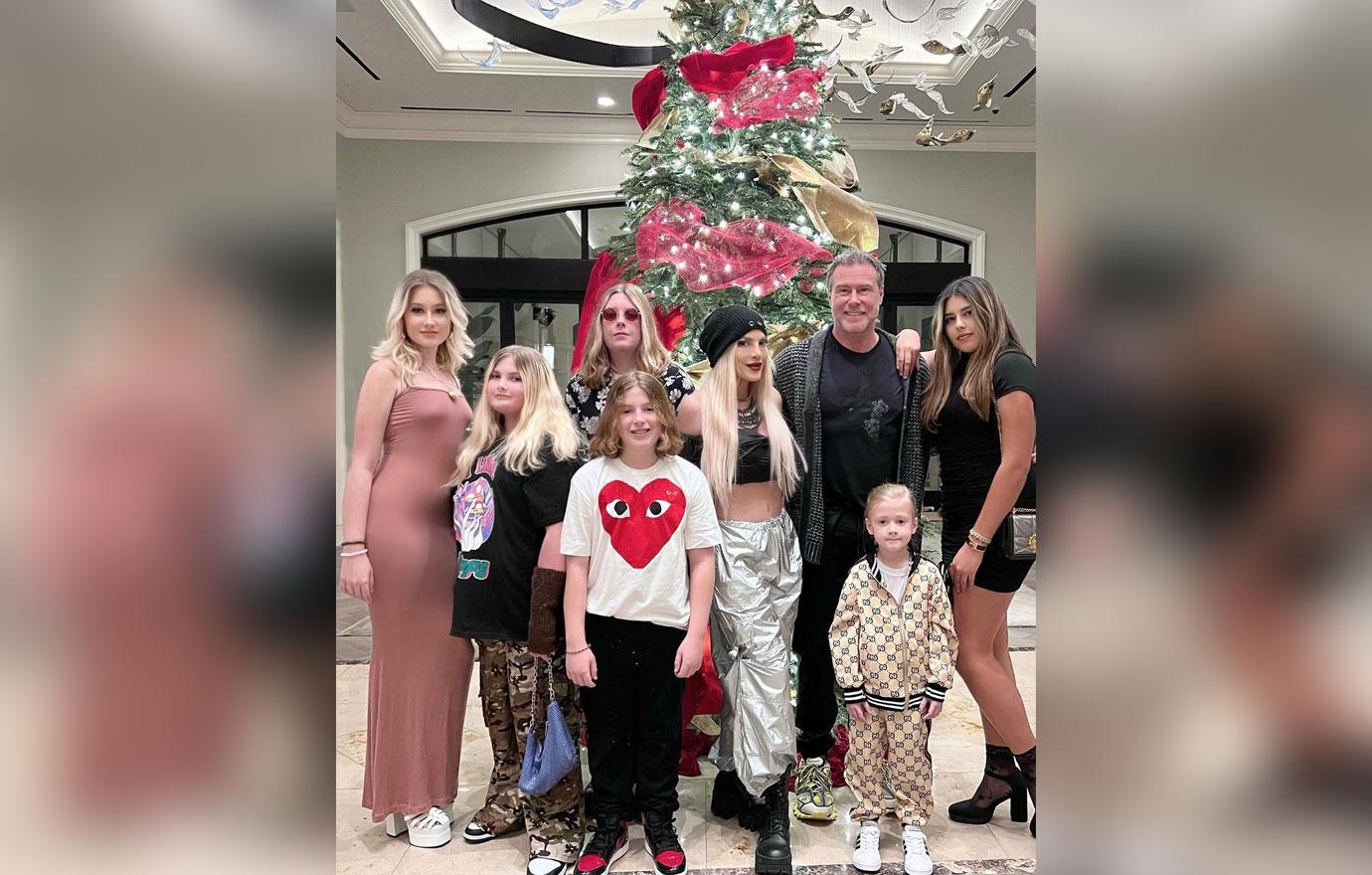 tori spelling celebrated new years eve family