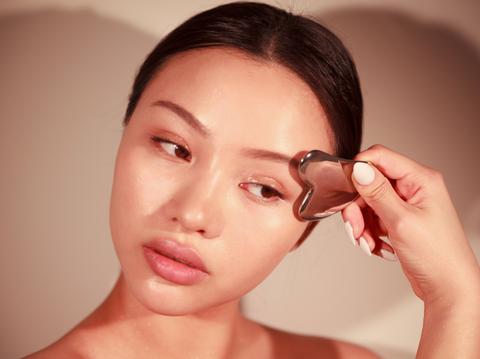 kourtney kardashian obsessed dollars skin self care sacheu beauty shop