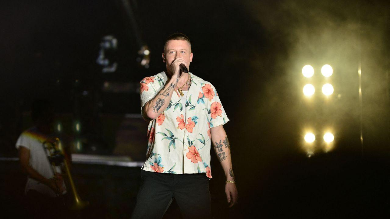 Image of Robert Kraft confirmed Macklemore was barred from Gillette Stadium.