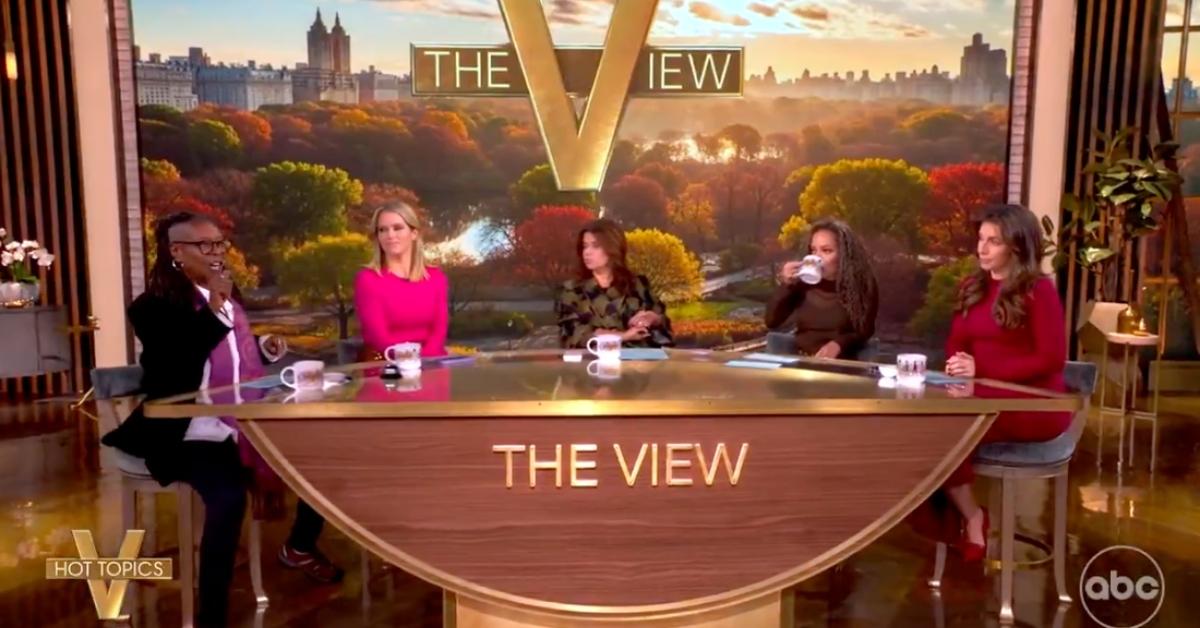 Photo of The actress praised Americans for helping their neighbors who are struggling to put food on the table.