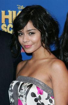 Shocking Nude Shots of Vanessa Hudgens Hit Web