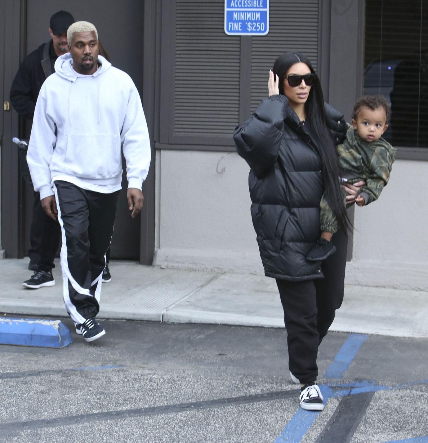 FFN_FF9_Kardashian_Kim_021917_52319795