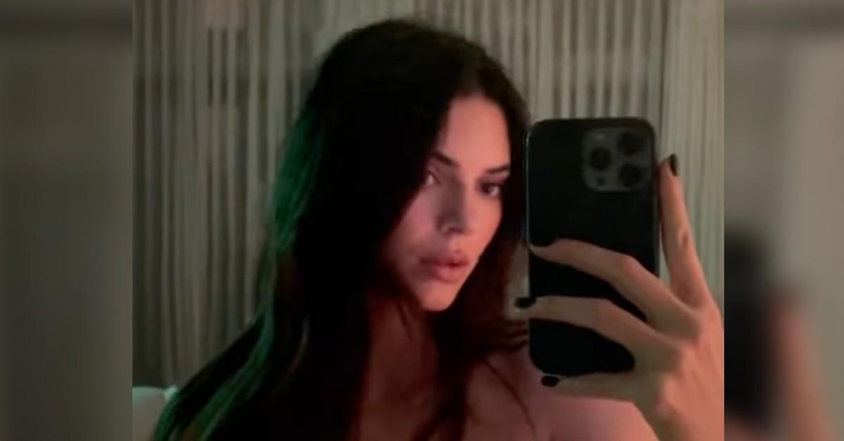 Kendall Jenner Shares Topless & Sexy Selfies: Photos