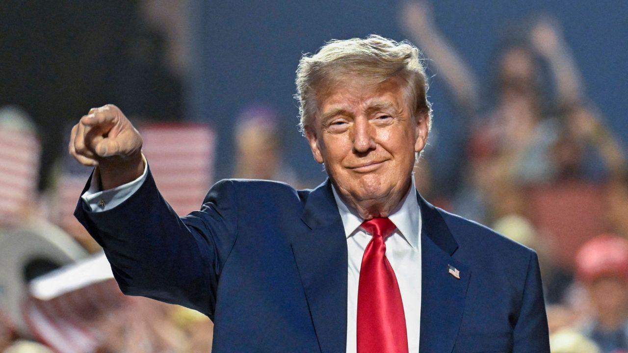 Photo of Donald Trump.