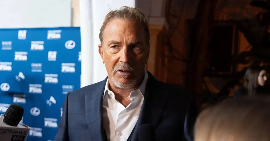 Photo of Kevin Costner