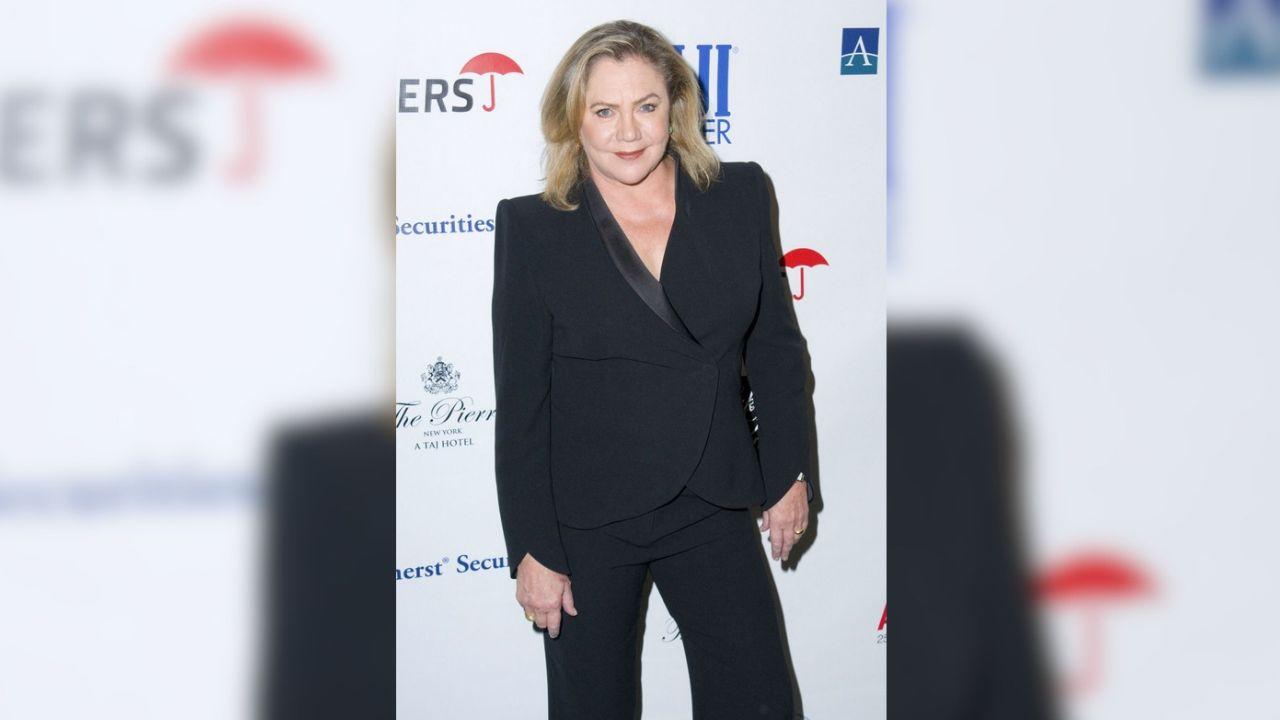 Image of Kathleen Turner