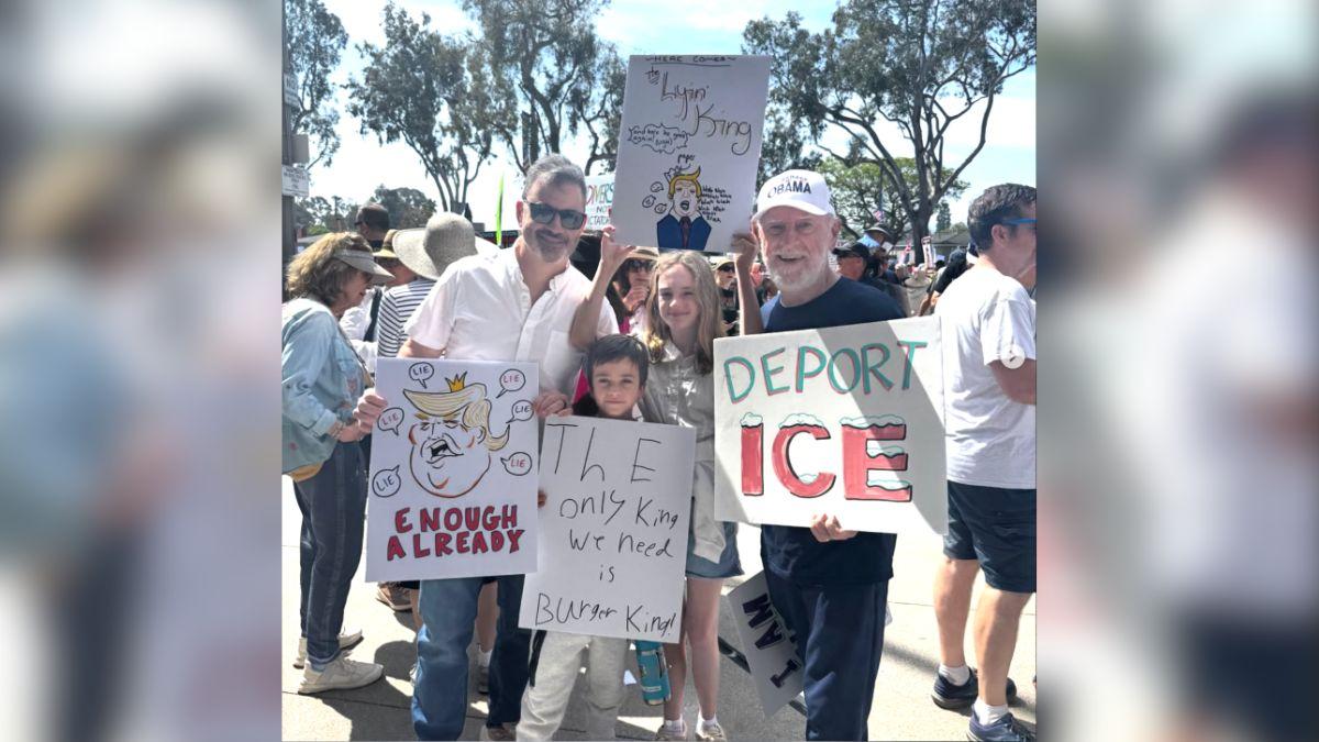 Photo of Jimmy Kimmel and family.