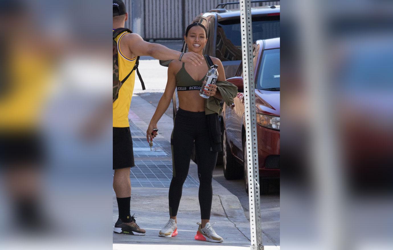 Pics Karrueche Tran Shows Off Toned Abs In Revealing Gym Outfit 4613