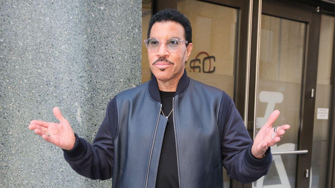 image of Lionel Richie previously canceled several tour dates after becoming ill during a June concert in St. Paul, Minn.